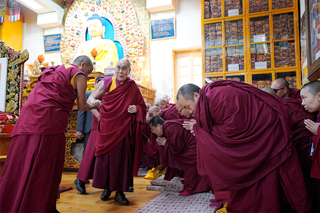 Реферат На Тему Далай-Лама Xiv - Наместник Будды На Земле