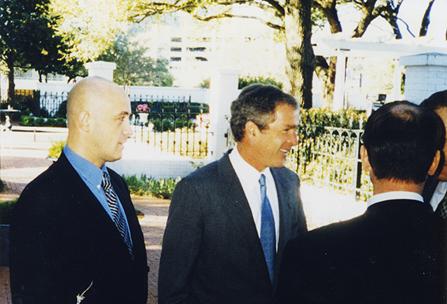 Встреча в Остине с будущим президентом США, а тогда губернатором штата Техас Джорджем Бушем-младшим, 2000