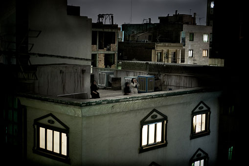 Пьетро Мастурцо (Pietro Masturzo), Италия. Кричащие с крыш в Тегеране, июнь
