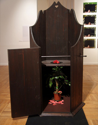 Вадим Захаров «Executions Chair of Love», 2004