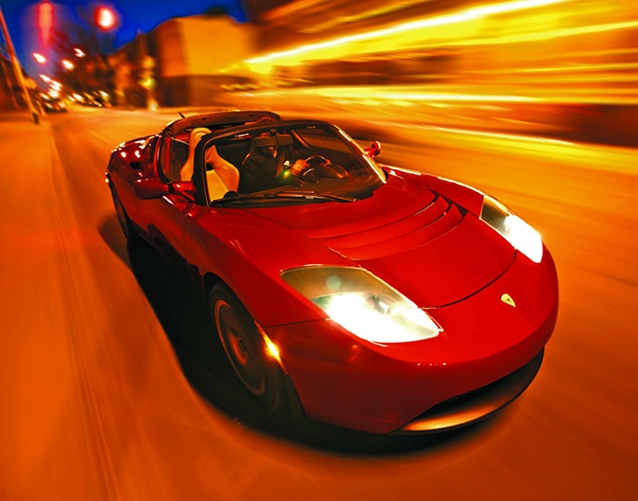 Tesla Roadster – новый серийный электромобиль, сравнимый с бензиновыми спорткарами