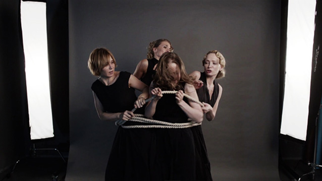 Кадр из фильма «Четыре женщины»