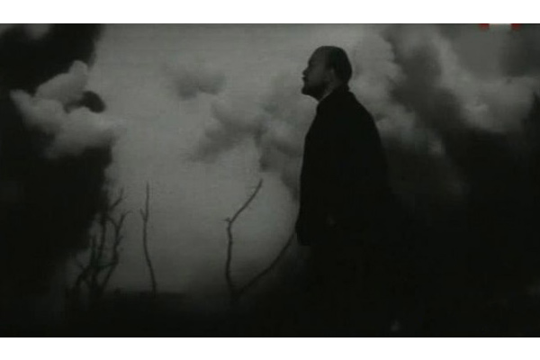 Кадр из фильма «Ленин в Польше»