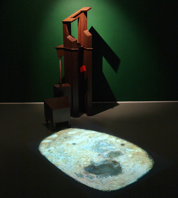 Вадим Захаров «Гарнитур Святой Себастьян возле кипящей овсяной каши», 2008