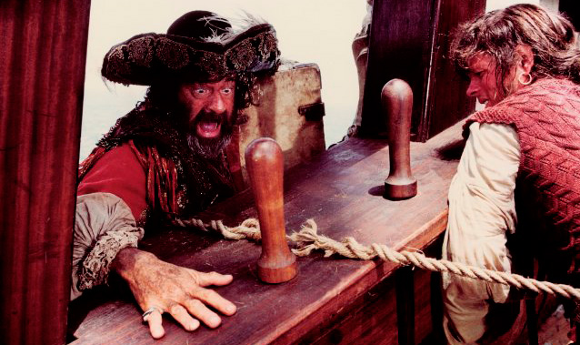 Кадр из фильма «Пираты»