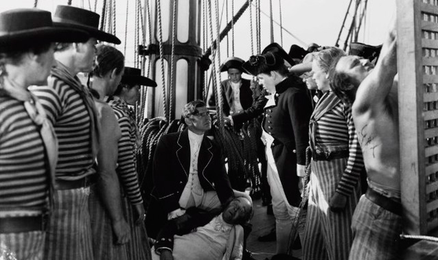 Кадр из фильма «Мятеж на «Баунти» (1935)