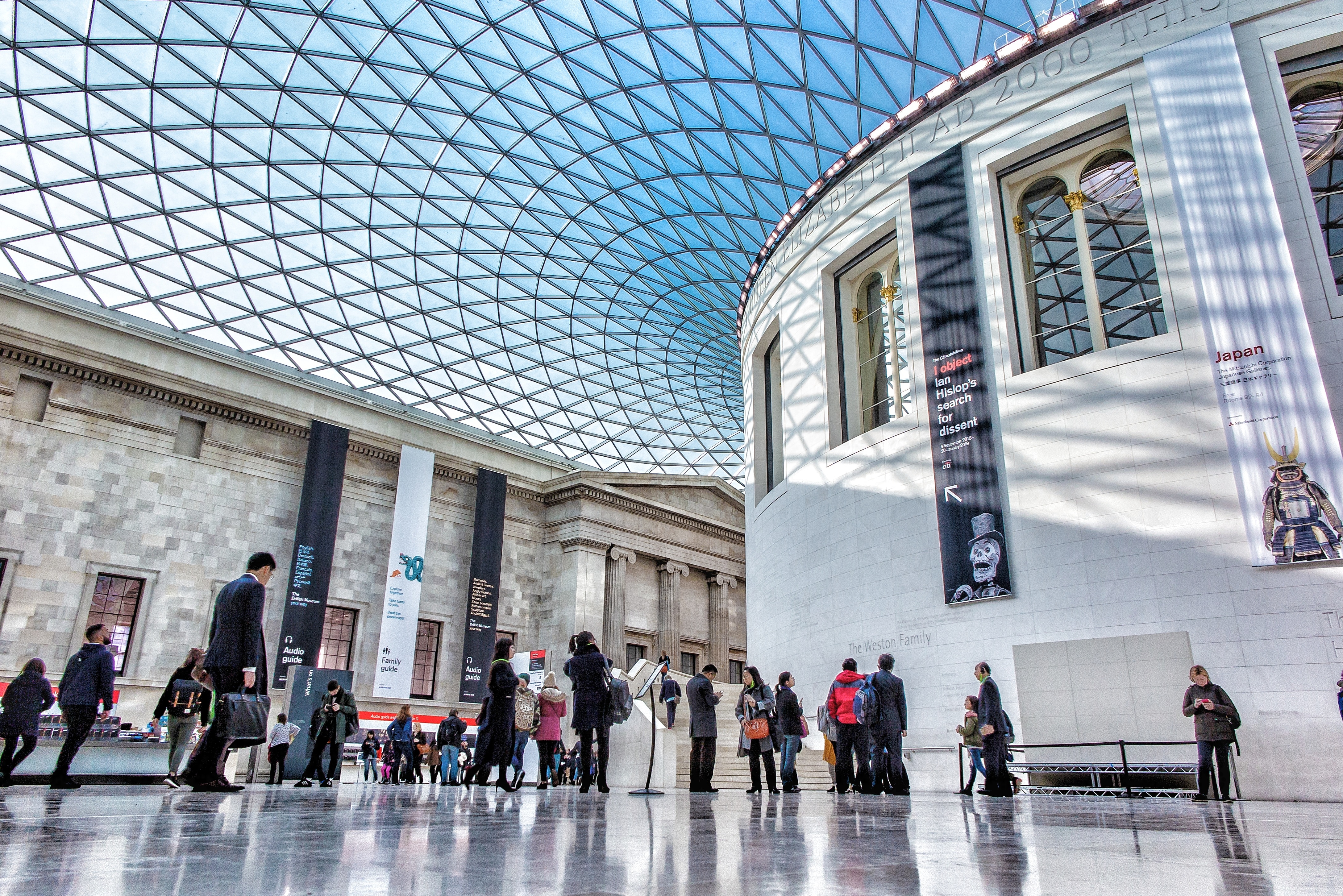 London's museums. Британский музей. Британский музей фасад. Britain Museum London. Самый известный музей в Лондоне.