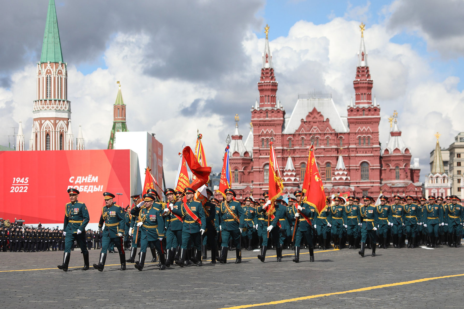Будет ли парад 9 мая в москве
