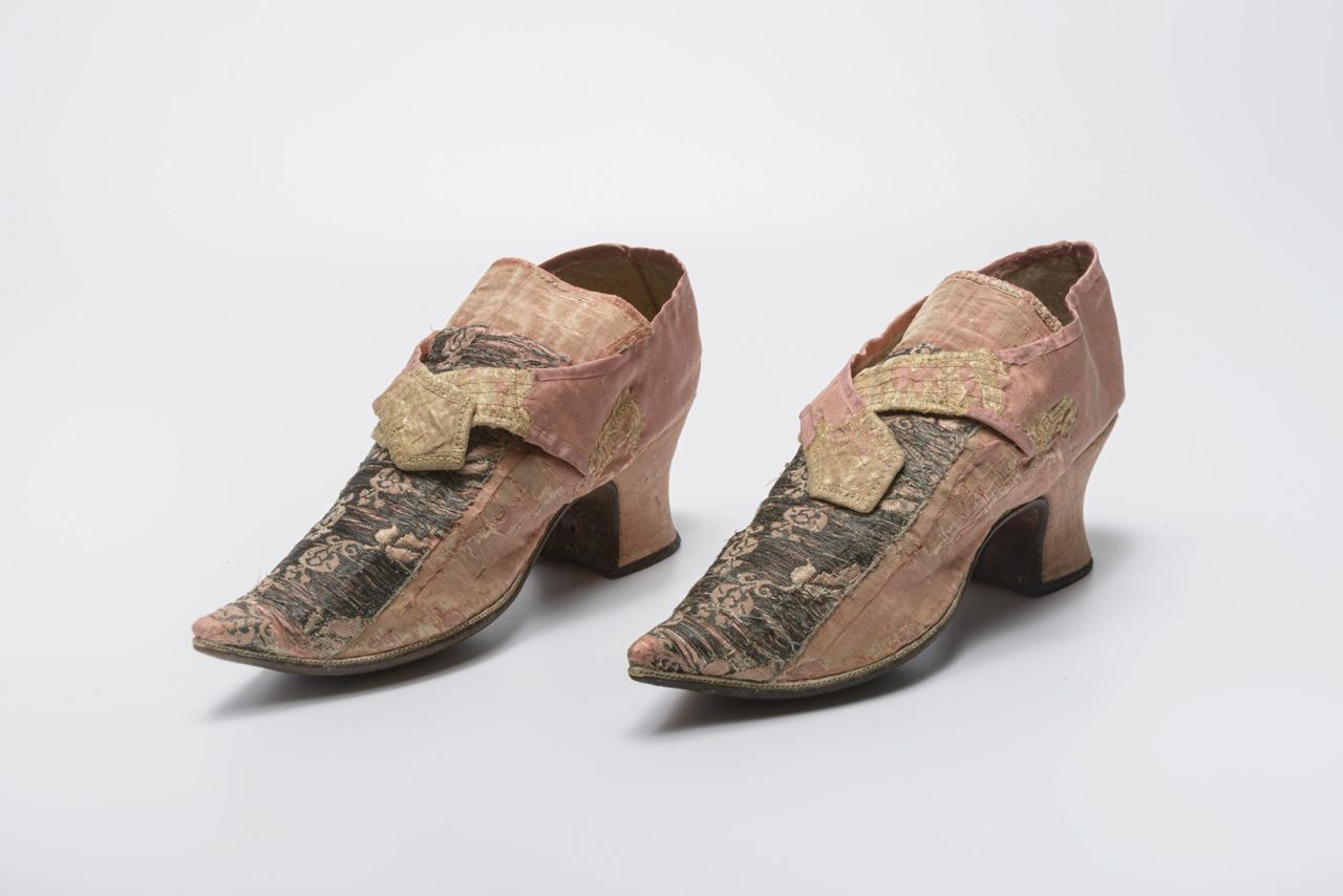 Bata Shoe Museum Элизабет Земмельхак