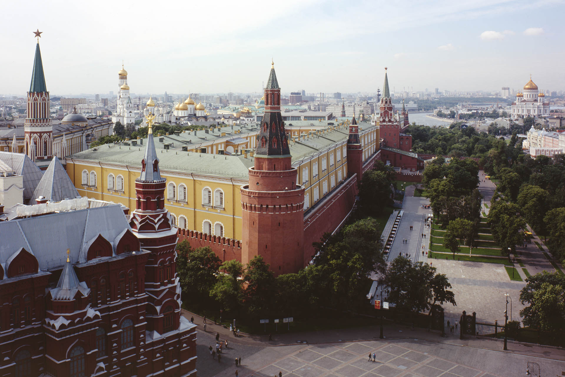 Тоннель под Красной площадью или восьмая сталинская высотка. Как хорошо вы знаете градостроительную историю Москвы? Тест