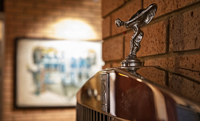 Секретные комнаты Rolls-Royce. Фоторепортаж об истории автомобиля